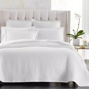Hudson park Luxurious White Textured Blanket queen 100% Cotton